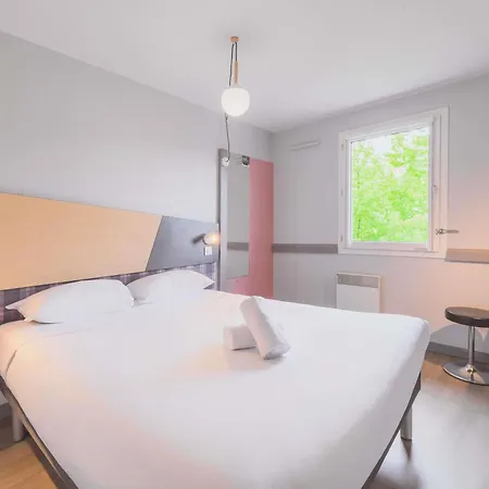 Greet Hotel Annecy Cran-Gevrier By Accor 3* אנסי